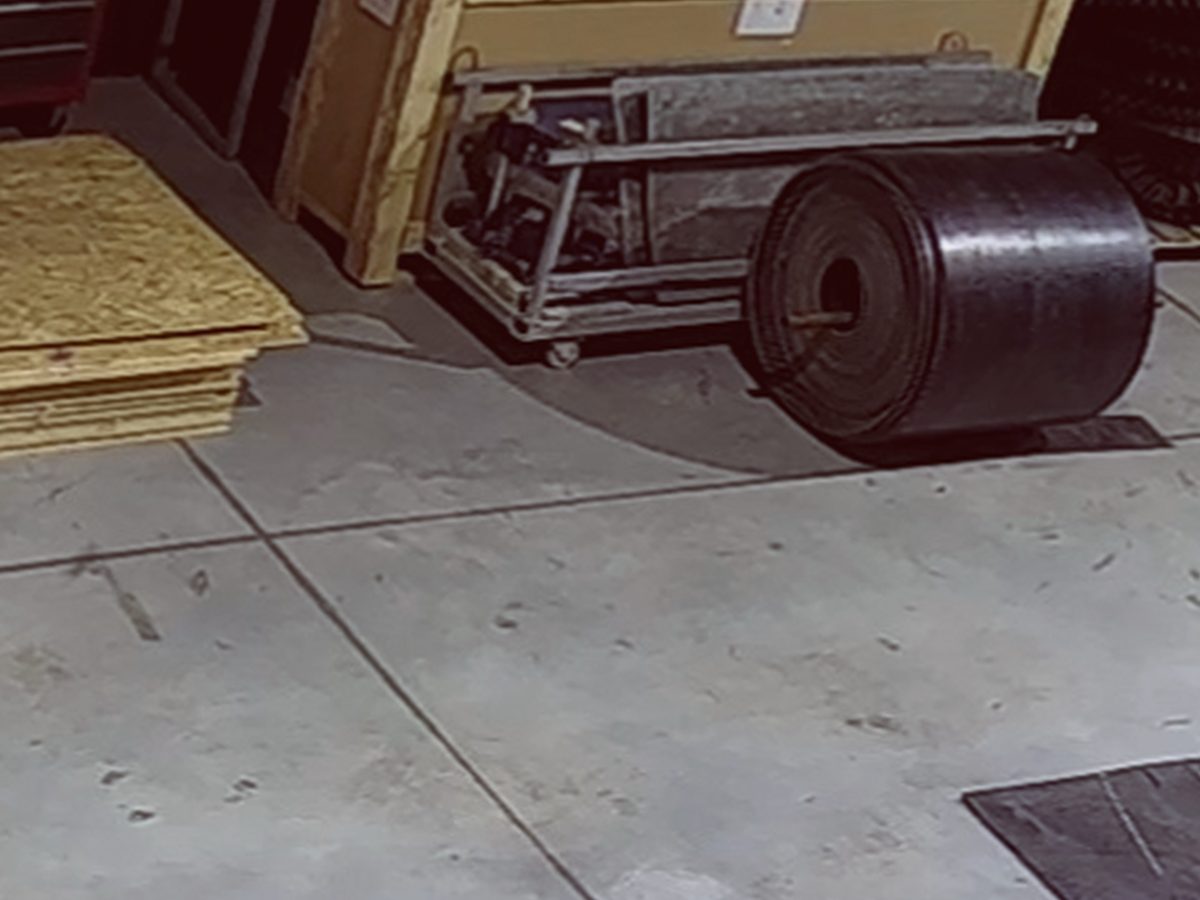 Rolna gumene transportne trake u proizvodnom pogonu
